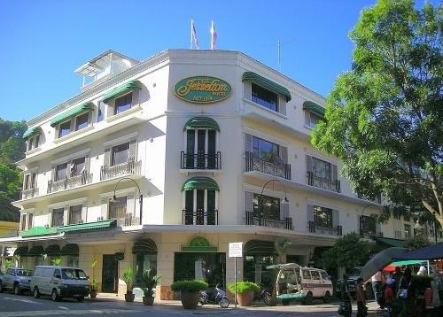 Jesselton Hotel