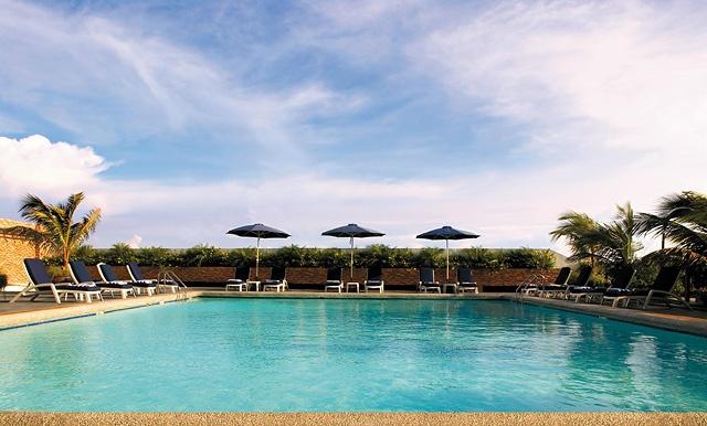 Swimming pool, Hotel Jen Manila