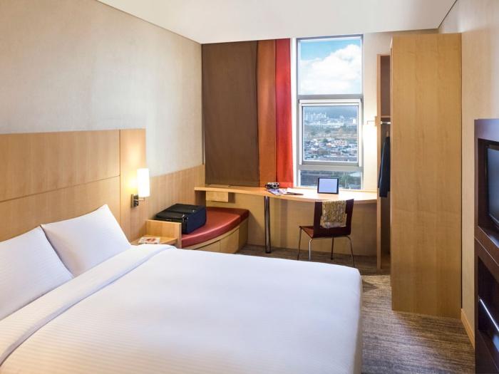 Bedroom, Ibis Ambassador City Centre, Busan