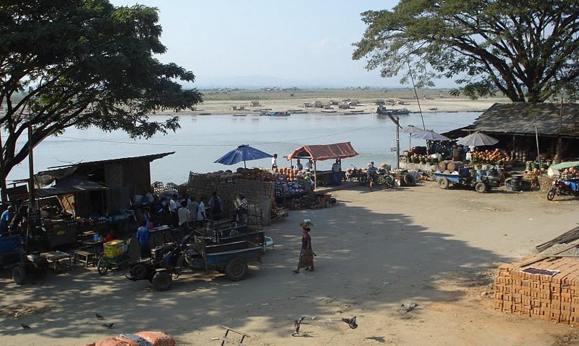 Quay, Bhamo