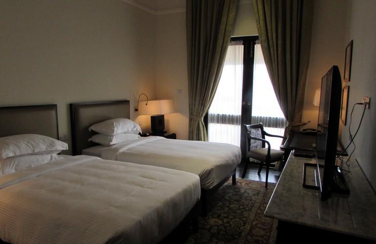 Premier room, Galle Face Hotel
