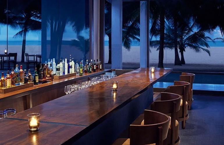 Bar, Jetwing Blue