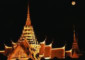 Explore Bangkok at night