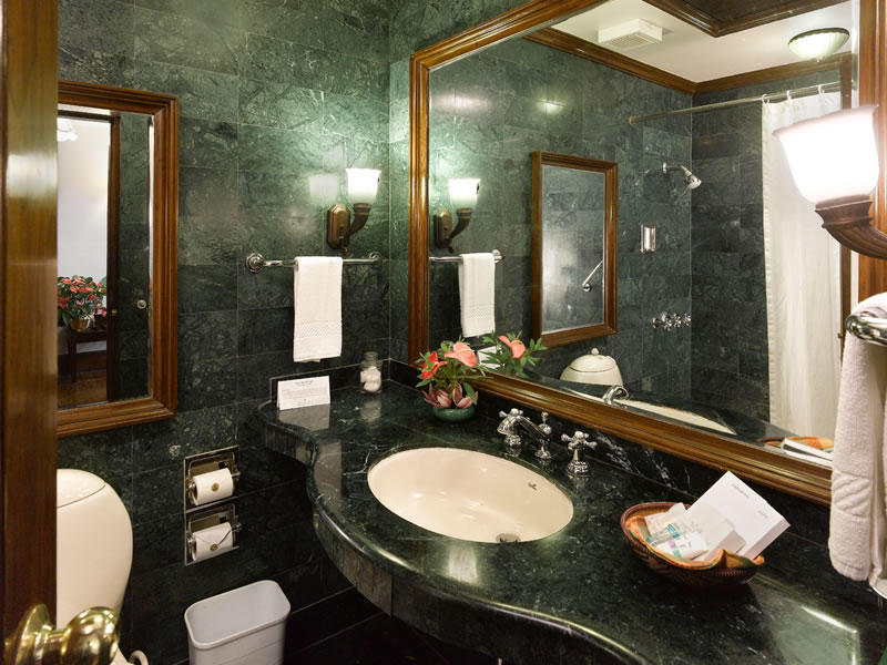 Bathroom, The Elgin