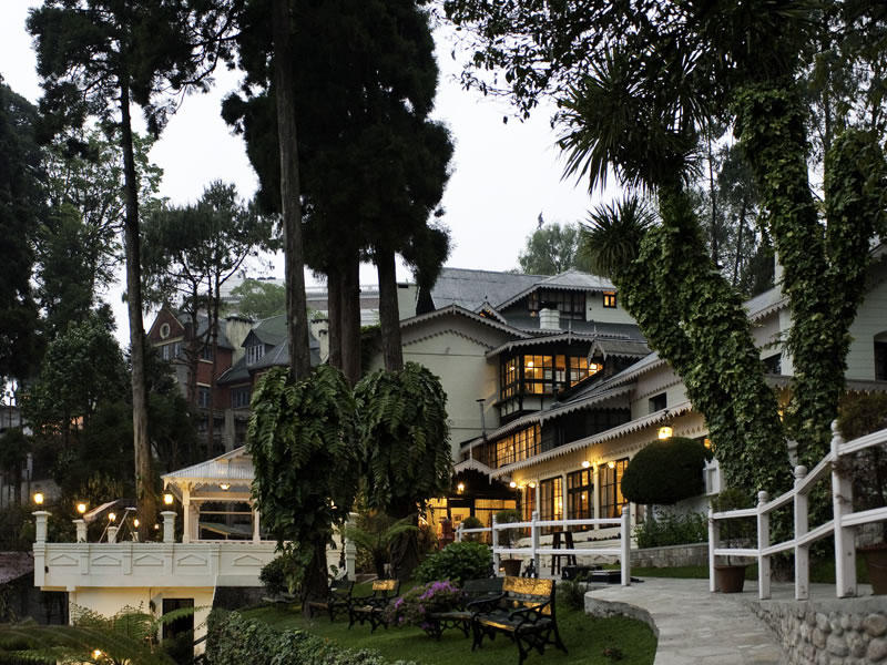 Exterior, The Elgin