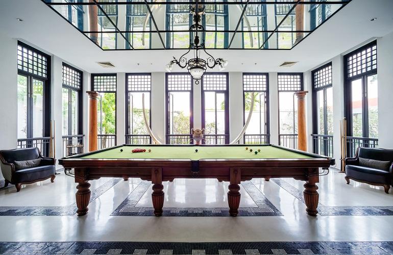Billiard table, The Siam