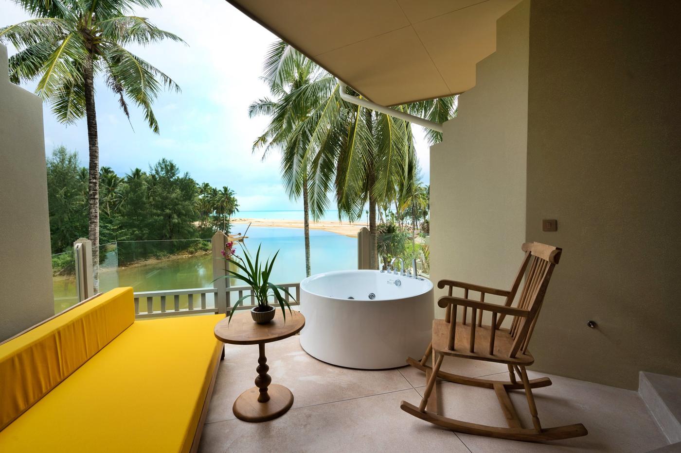 Seaside Junior Suite, Devasom Khao Lak