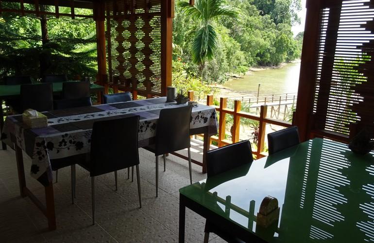 Restaurant, Dolidi Ndano Towale