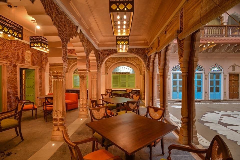 Restaurant, Haveli Dharampura