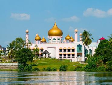 Pink Mosque, Kuching