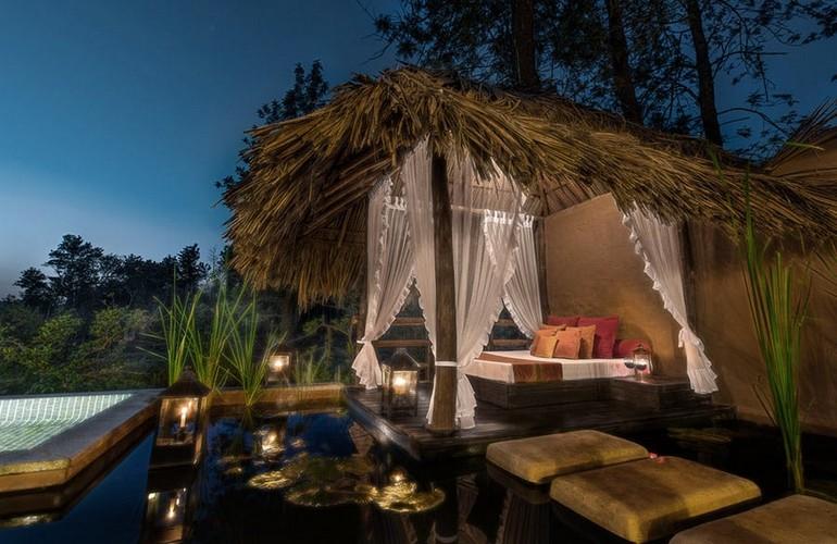 Gazebo, Lily Pool Villa, Evolve Back Chikkana Halli Estate