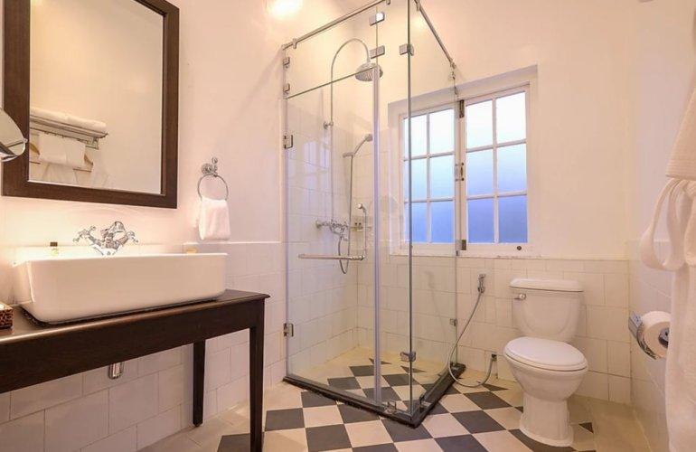 Bathroom, Kalaw Heritage Hotel 