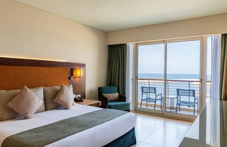 Deluxe Room, Barceló Resort Mussanah