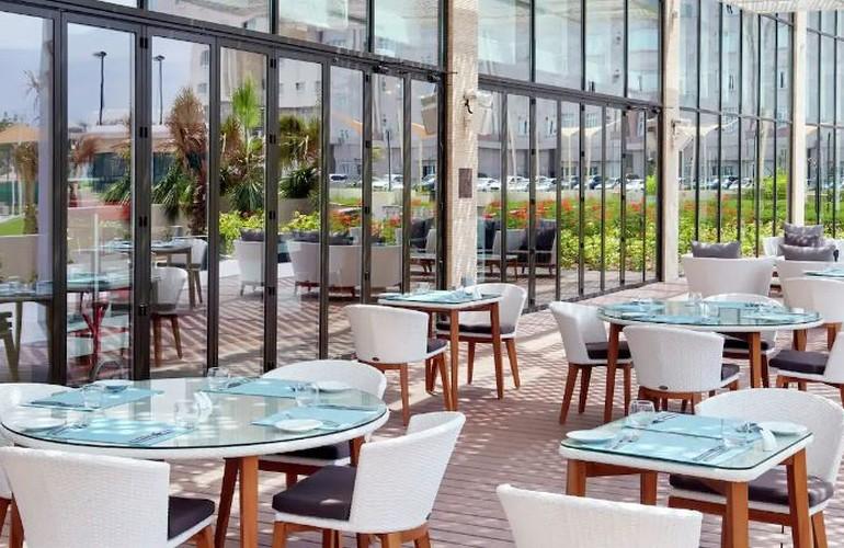 Terrace, Hilton Garden Inn Muscat Al Khuwair