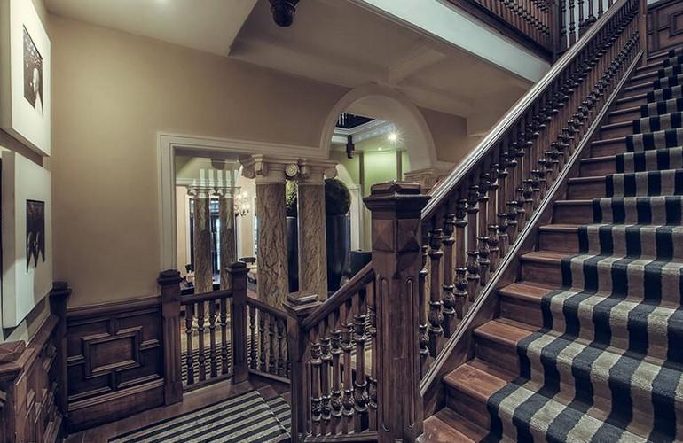 Staircase, Tintagel Colombo