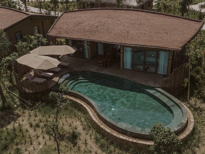 Nipa Family Villa, Namia River Retreat 