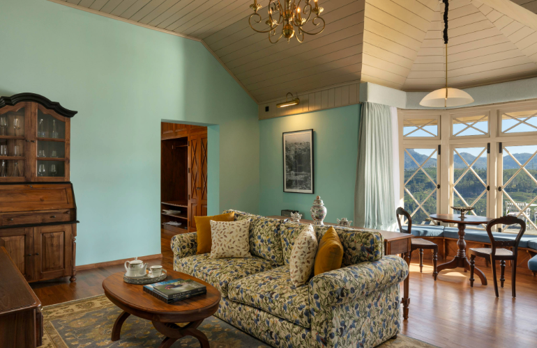 Lane Suite