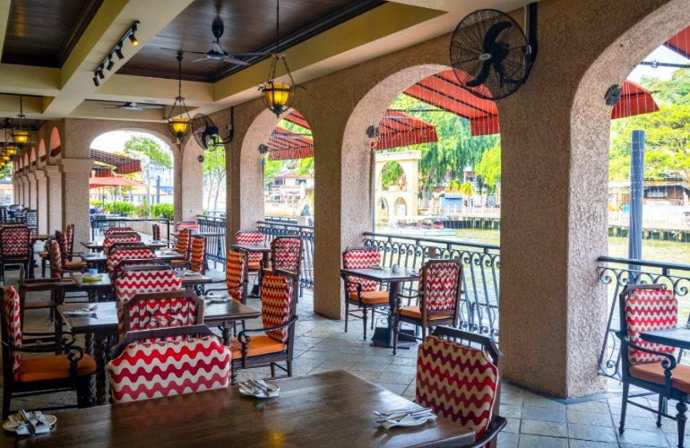 River Grill - Interior