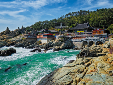 Busan, Haedong Yonggungsa Temple